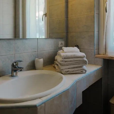 Oliveto Apartment *