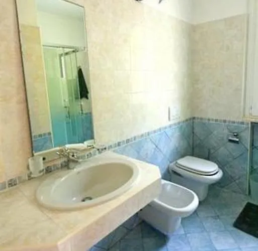 Oliveto Oliveto Lario